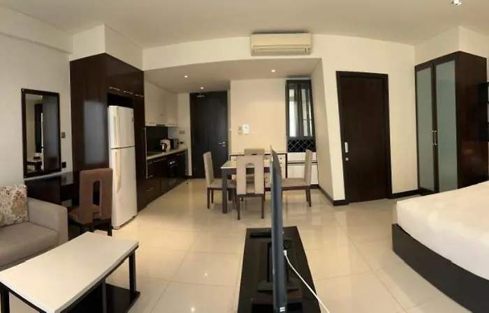Studio Apartment